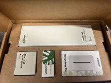 Load image into Gallery viewer, The Leaf Razor Starter Kit - Choose Your Colour