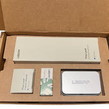 Load image into Gallery viewer, The Leaf Razor Starter Kit - Choose Your Colour