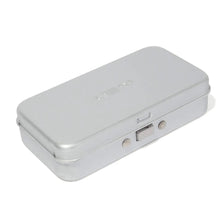 Load image into Gallery viewer, Leaf Twig or Thorn Single Edge Razor Travel Case