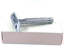 Load image into Gallery viewer, Parker 94R Safety Razors