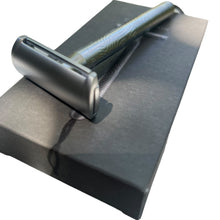 Load image into Gallery viewer, Muhle Companion Unisex Safety Razor -Stone
