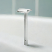 Load image into Gallery viewer, NEW Parker SoloEdge Single Edge Safety Razor
