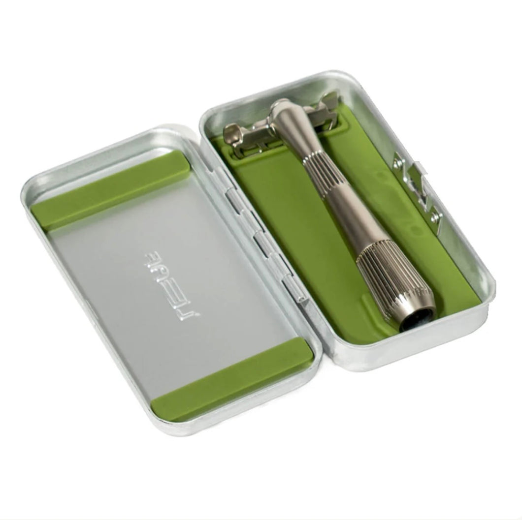 Leaf Twig or Thorn Single Edge Razor Travel Case