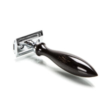 Load image into Gallery viewer, Parker 12R Real Horn Safety Razor
