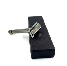 Load image into Gallery viewer, Frank Shaving DE-14MTC Safety Razor
