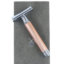 Load image into Gallery viewer, Muhle Safety Razor R89 Closed Comb – Rose Gold Handle
