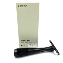 Load image into Gallery viewer, The Leaf Twig - Thorn Razor, Black
